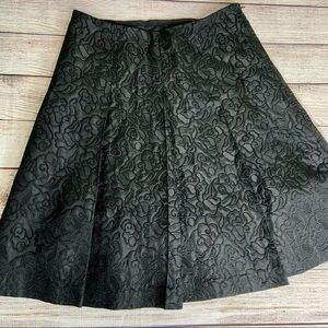 EXPRESS Black Floral Skirt 0